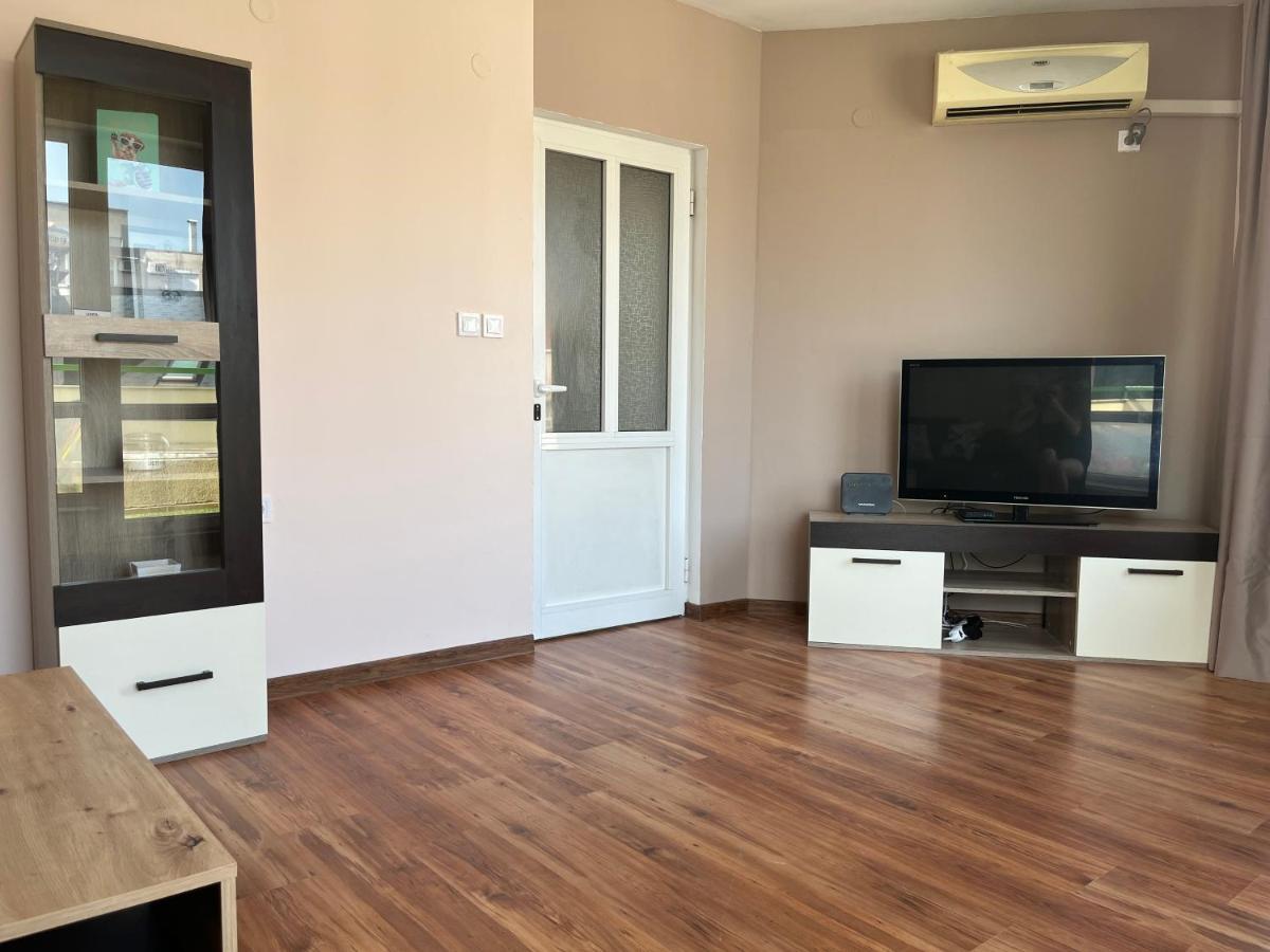 Apartment Happy Holiday 2 Burgas Exterior photo